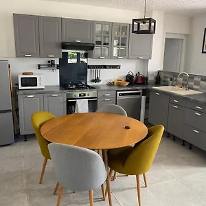 Spacieux 2 Pieces, Au Calme Appartement Le Tignet